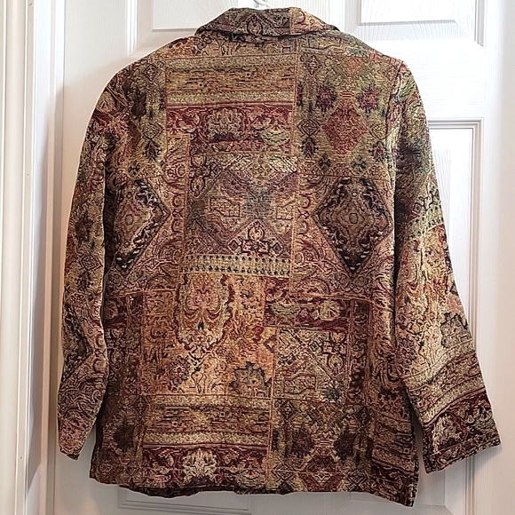 E-L-C-C VIintage Tapestry Jacket.  Size Medium. Great Condition. - Picture 2 of 10